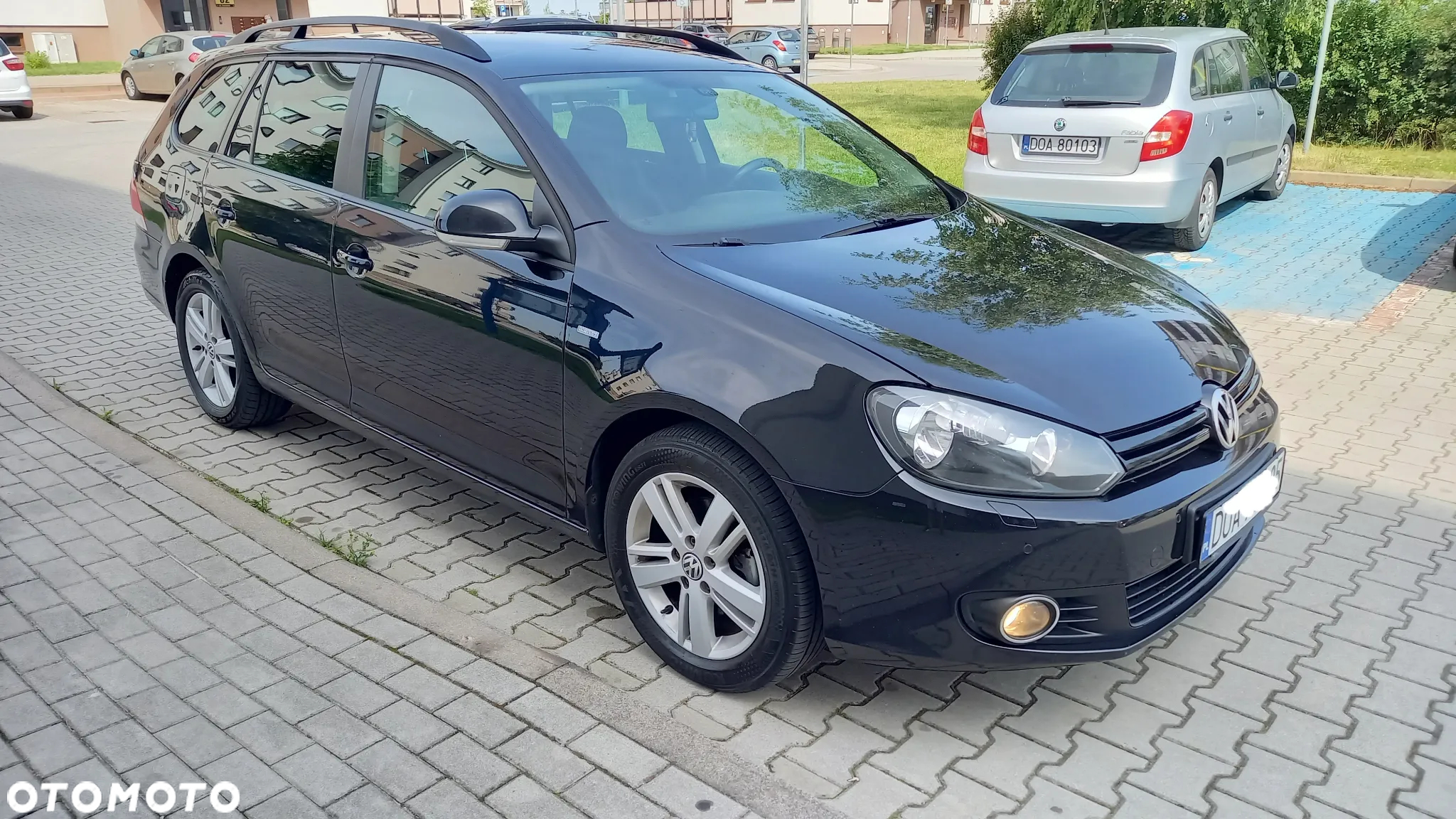 Volkswagen Golf VI 1.6 TDI Highline - 2