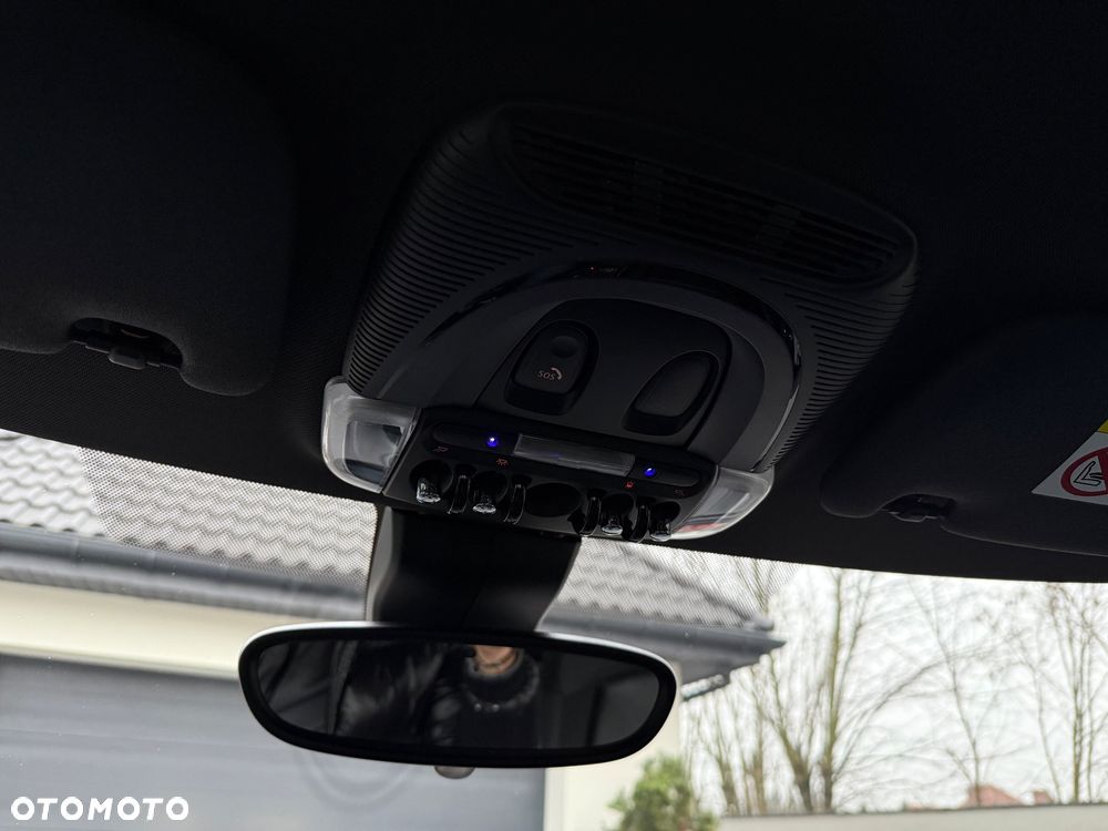 MINI Clubman Cooper Untold Edition - 25