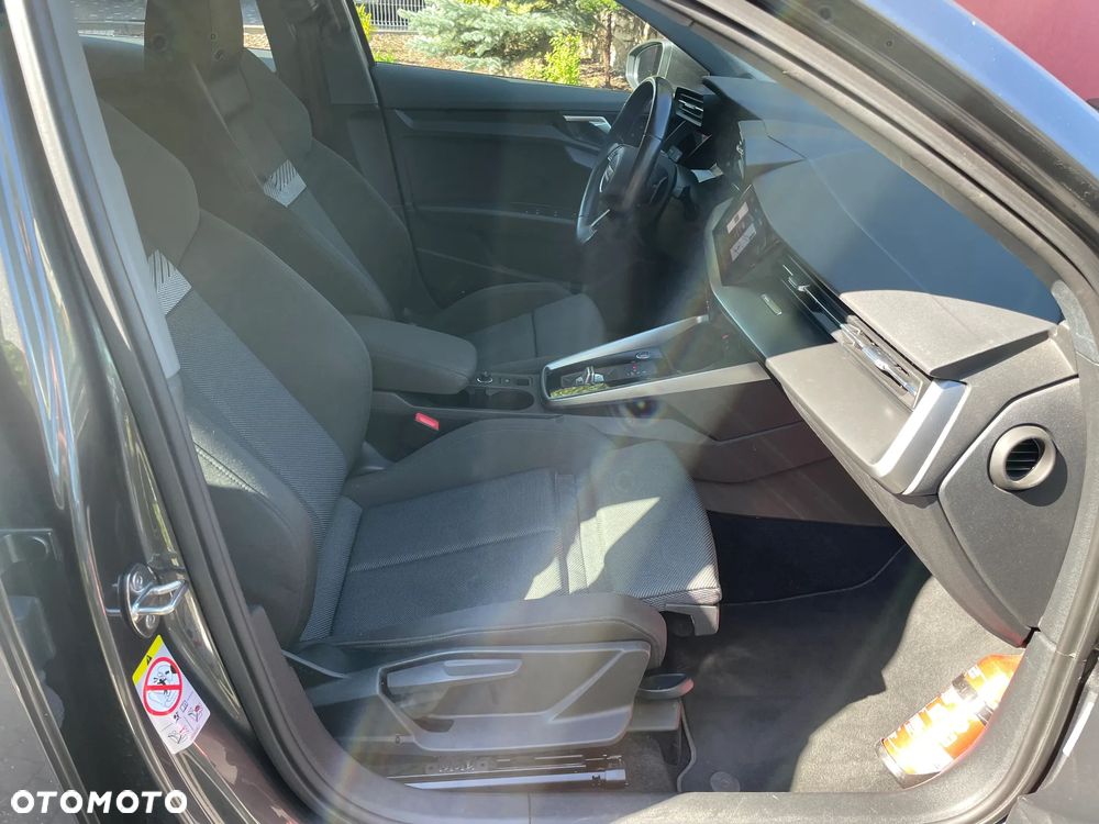 Audi A3 Limousine 30 TFSI mHEV S Line S tronic - 19