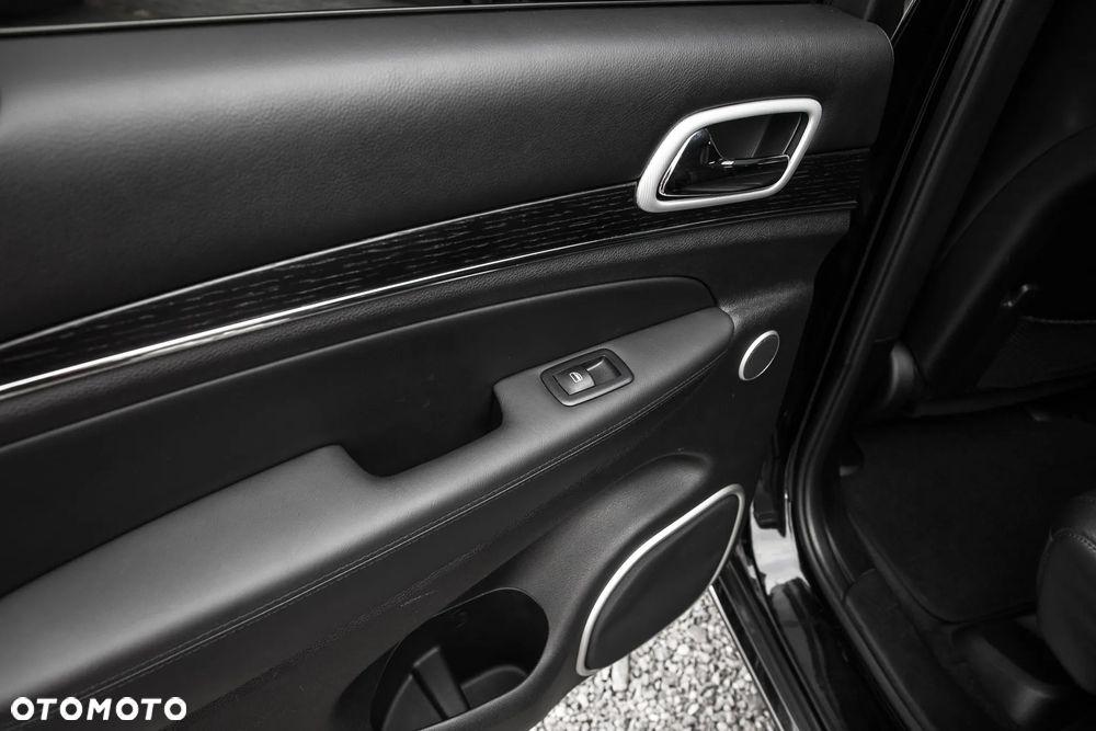 Jeep Grand Cherokee 3.0 CRD Summit - 17