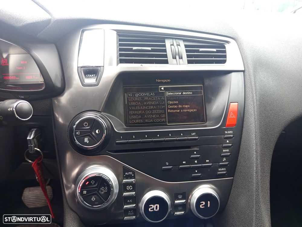 Citroën DS5 e-HDi 115 EGS6 SoChic - 21