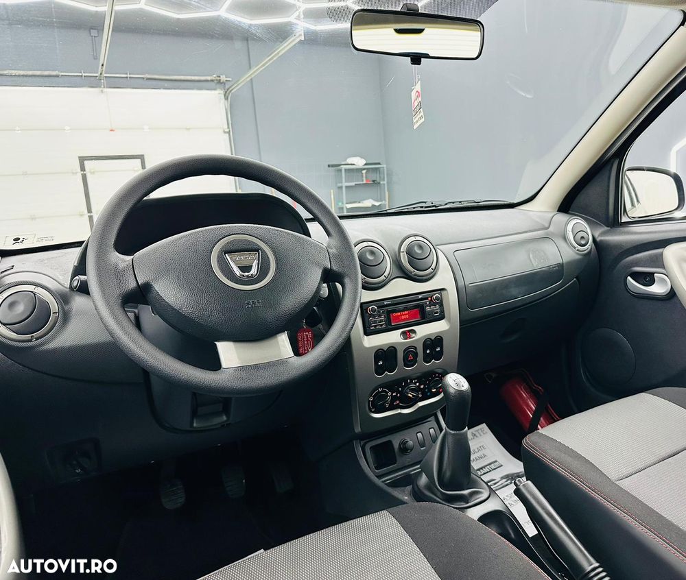 Dacia Duster dCi 90 FAP 4x2 Ambiance - 18