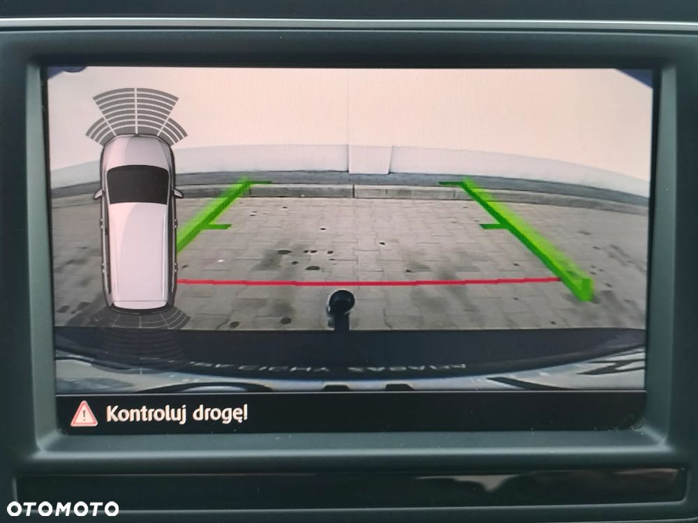 Volkswagen Touran 1.6 TDI SCR (BlueMotion Technology) SOUND - 6