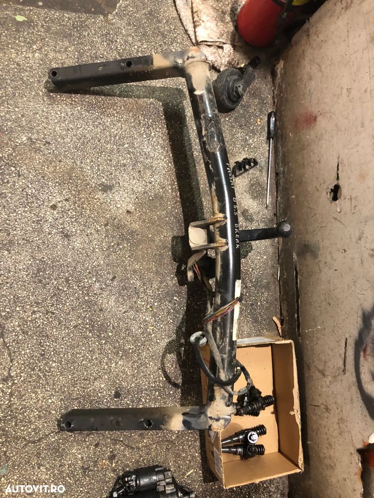Carlig cui tractare VW Volkswagen Passat B5.5 Break 2004 - 2