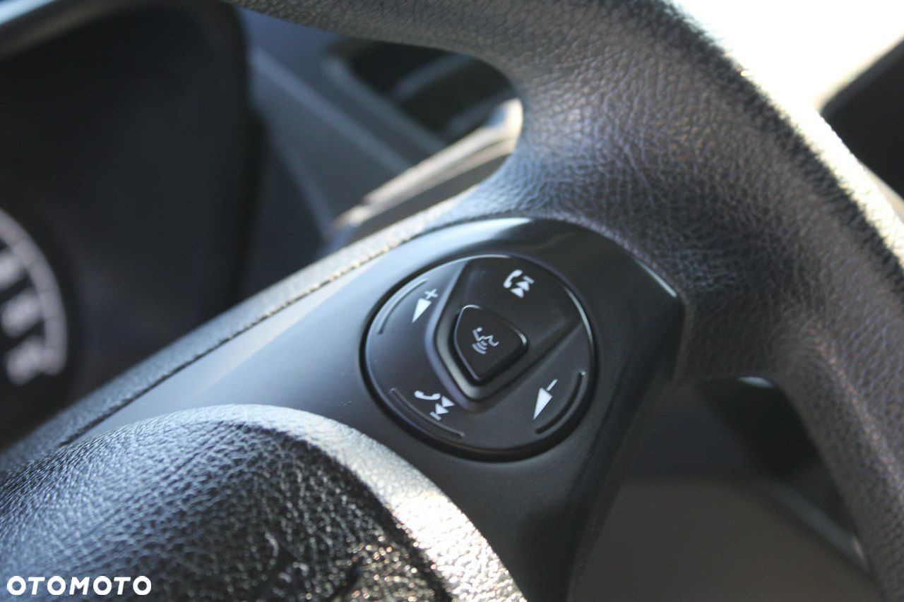 Ford Transit Connect - 17