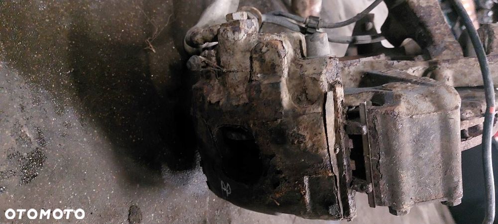 PIASTA ZWROTNICA PRAWY PRZÓD MERCEDES-BENZ ML I W163 WAHACZ ZACISK - 4