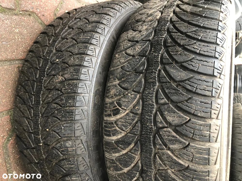 OPONY zimowe 225/45r17  CENA ZA 2 SZTUKI - 1