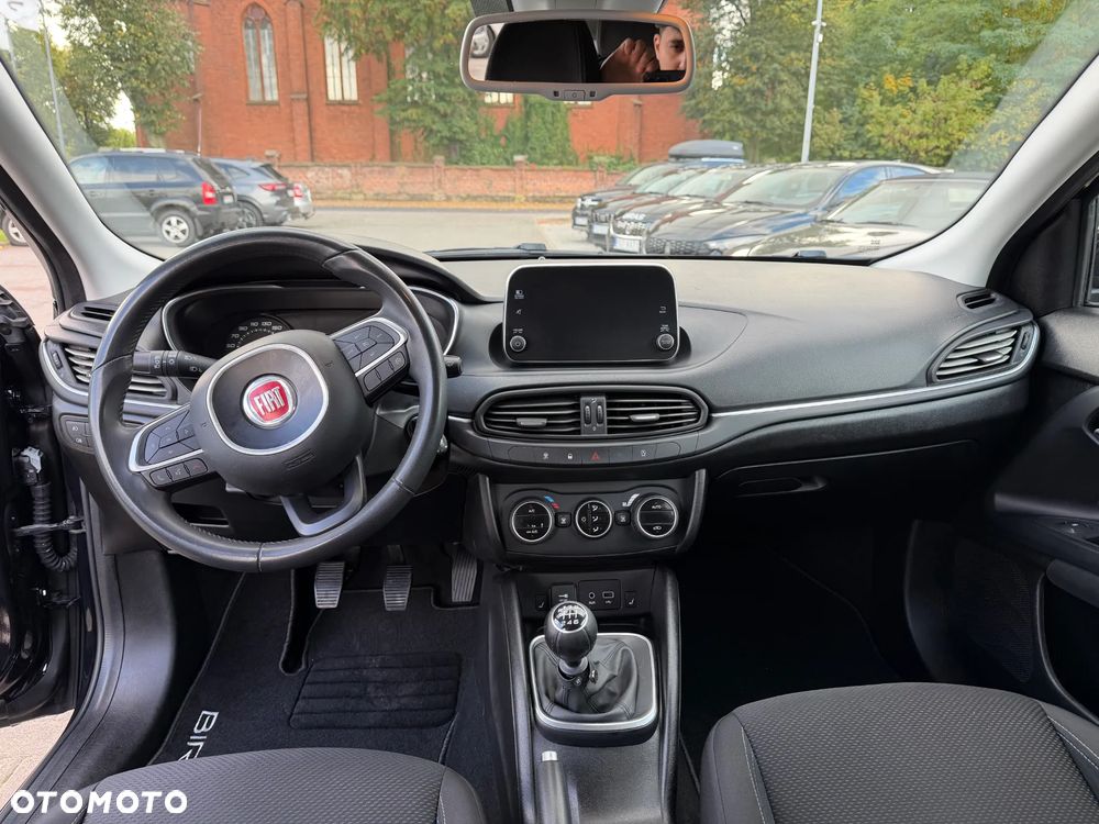 Fiat Tipo 1.4 T-Jet 16v Lounge EU6 - 10