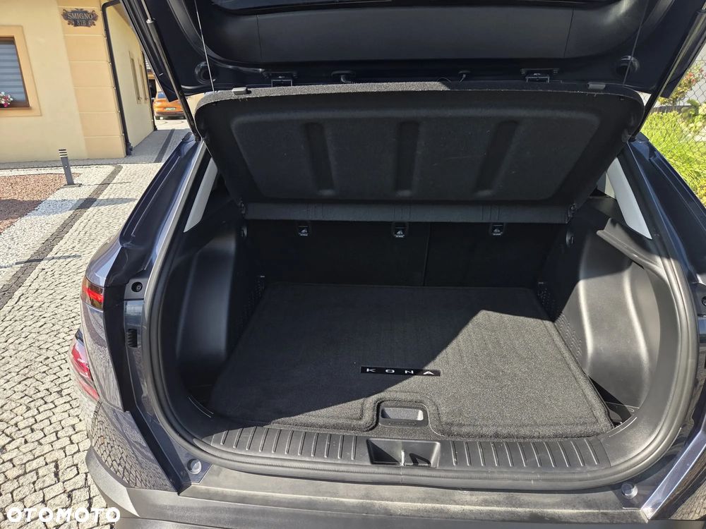 Hyundai Kona - 17