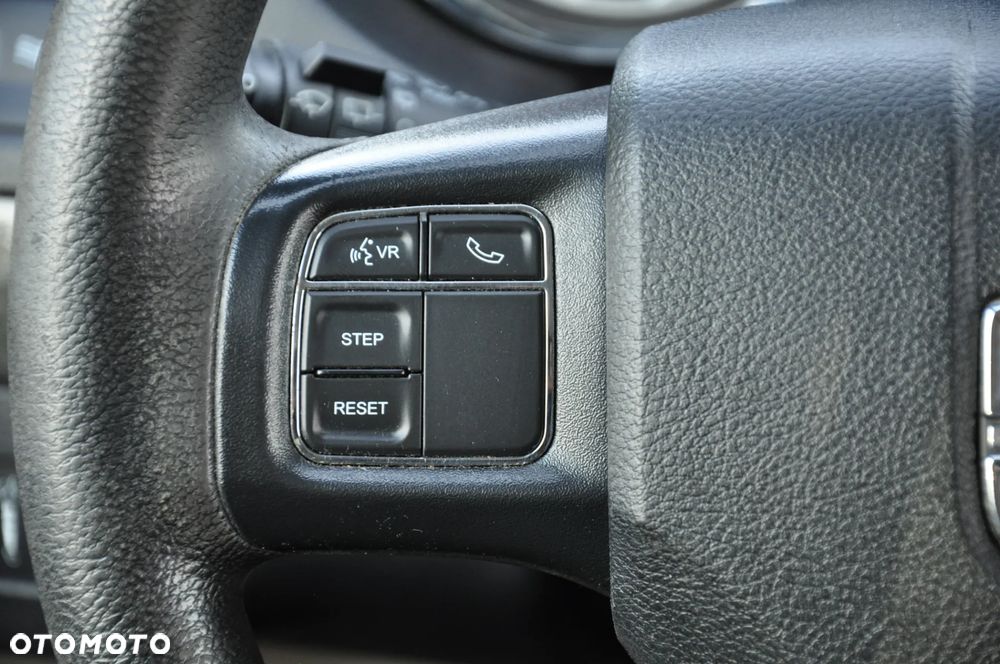 Dodge Grand Caravan 3.6 Express - 16