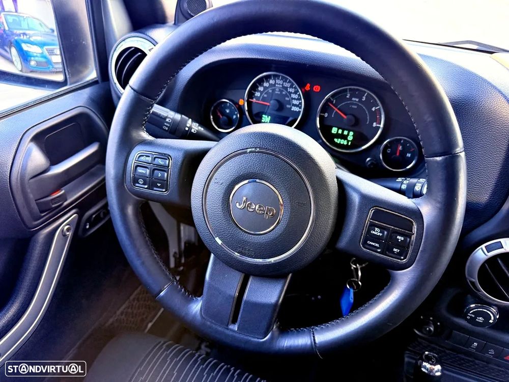 Jeep Wrangler Unlimited 2.8 CRD ATX Sahara Adventure Edition - 13