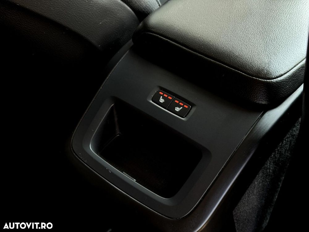 Volvo XC 60 - 24