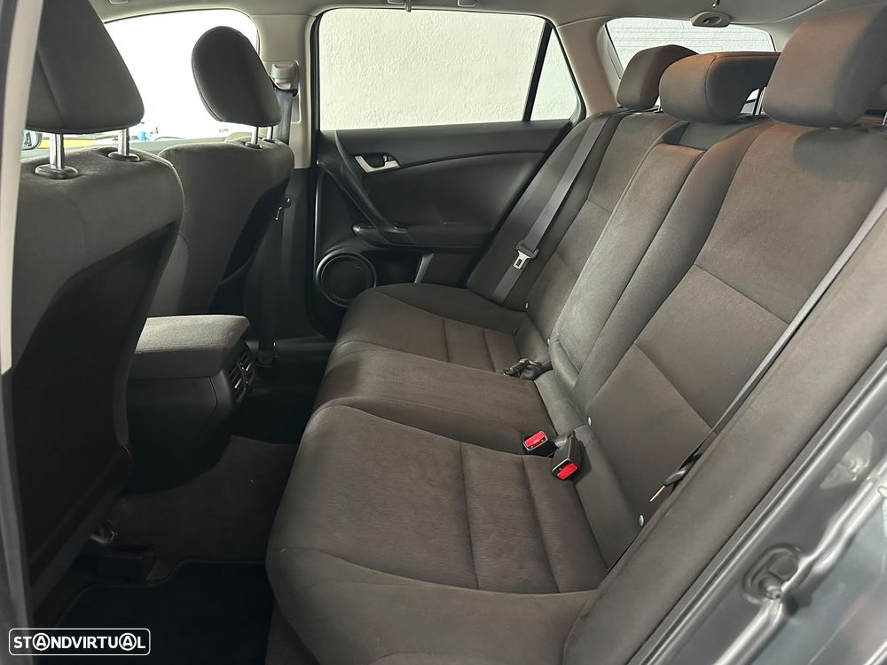 Honda Accord Tourer 2.2 i-DTEC Elegance - 36