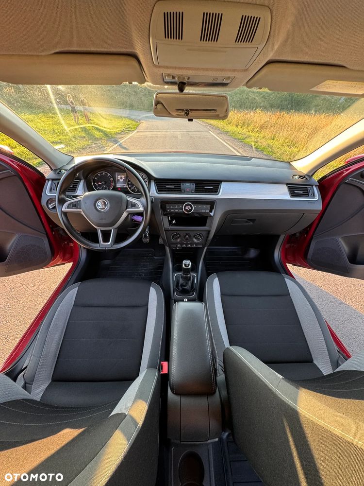 Skoda RAPID 1.2 TSI Ambition - 30