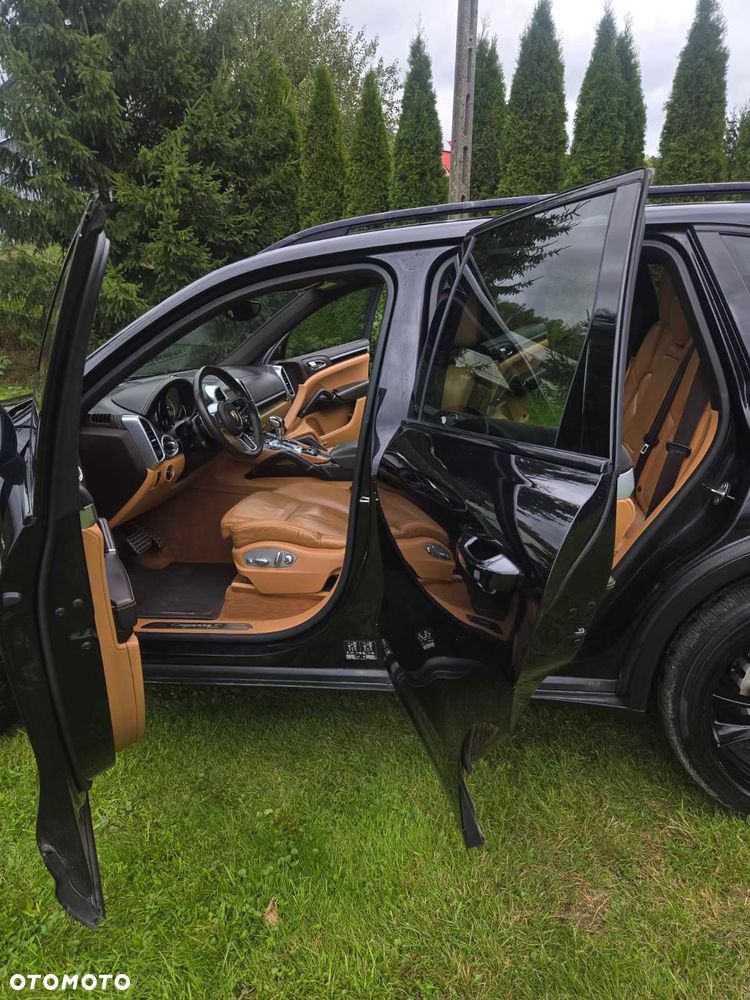 Porsche Cayenne S Diesel - 4