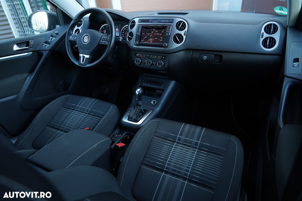 Volkswagen Tiguan 2.0 TDI SCR 4MOTION BlueMotion Technology DSG Lounge Track & Style - 13