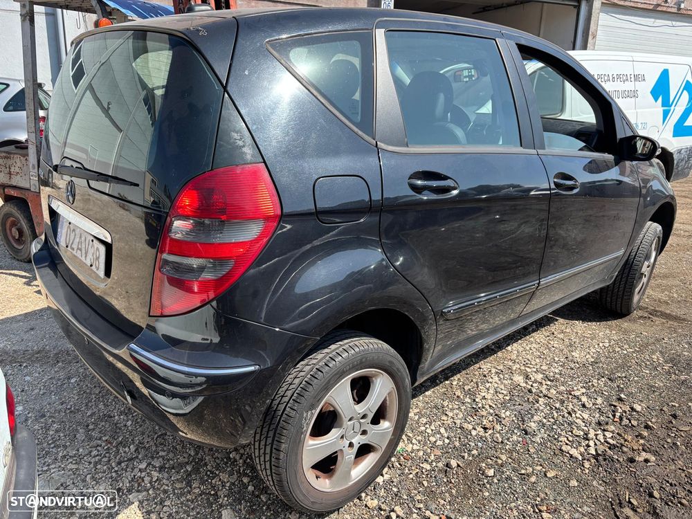 Mercedes Class A150 de 2008 para peças - 4