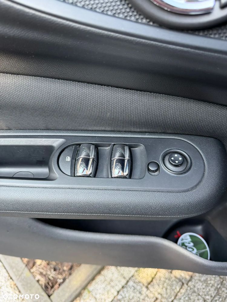 MINI Clubman Cooper - 18