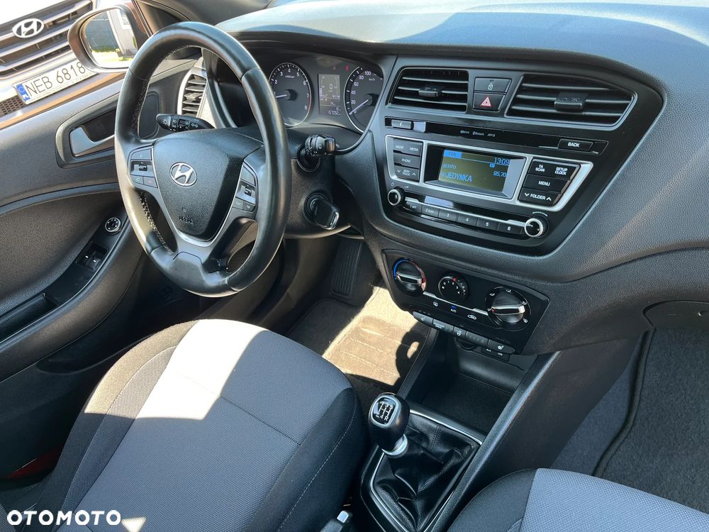 Hyundai i20 - 30