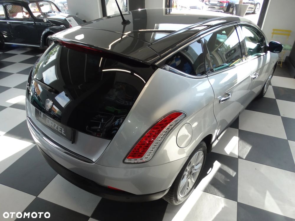 Lancia Delta 1.6 MultiJet 16v DFN6 Platinum - 15