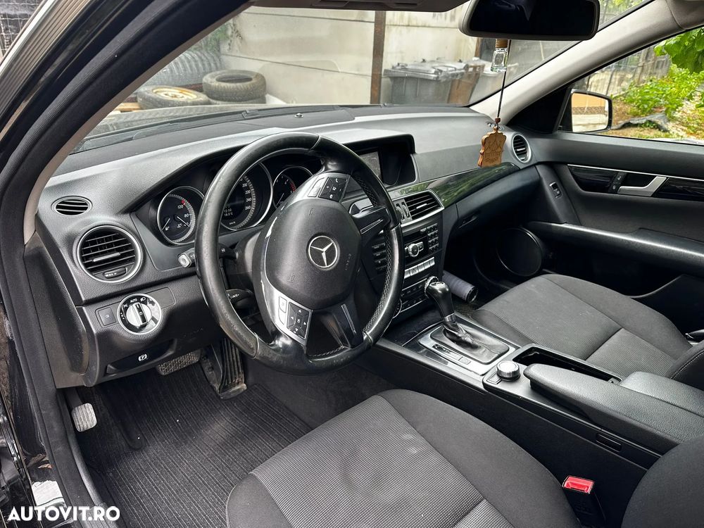 Mercedes-Benz C - 15