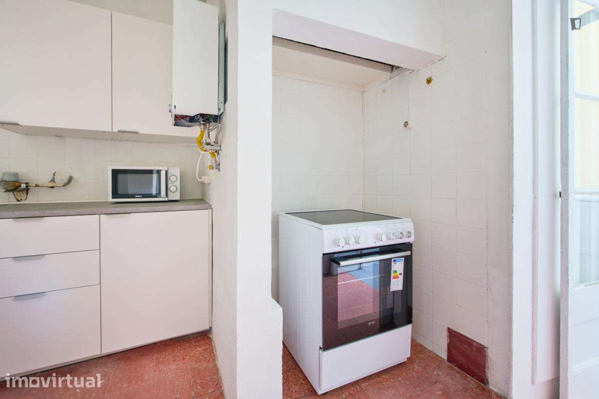 Quarto - localizado em São Bento Lisbon - Grande imagem: 2/31