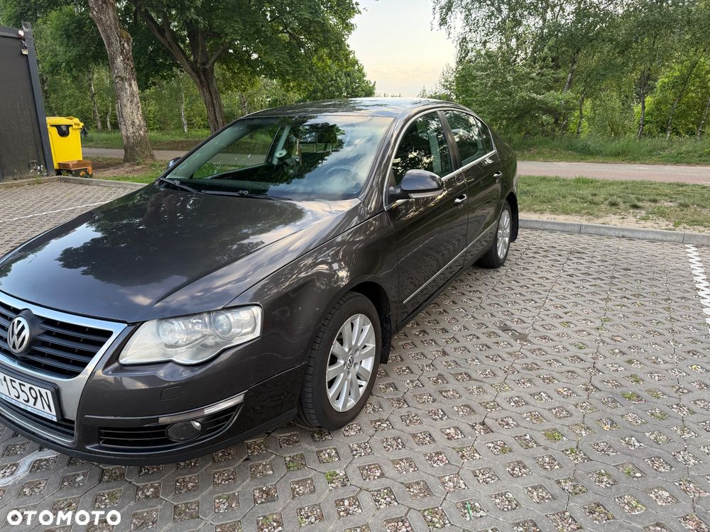 Volkswagen Passat 2.0 TDI DPF Trendline - 5