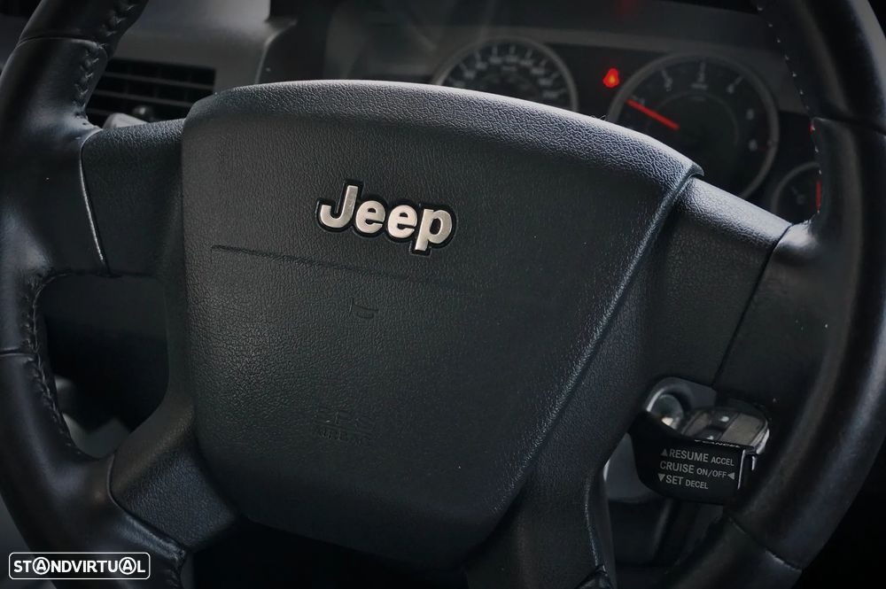 Jeep Compass 2.0 CRD Limited - 26