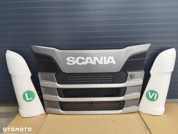 ATRAPA MASKA SCANIA NXT GEN