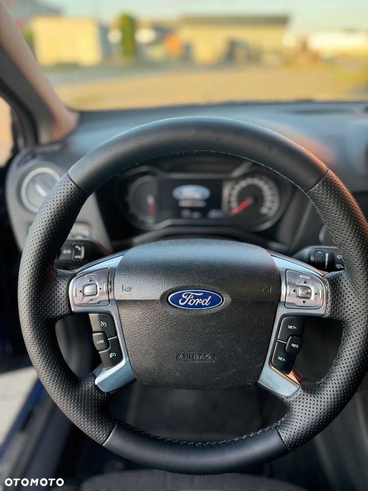 Ford Mondeo 2.0 TDCi Ghia - 15