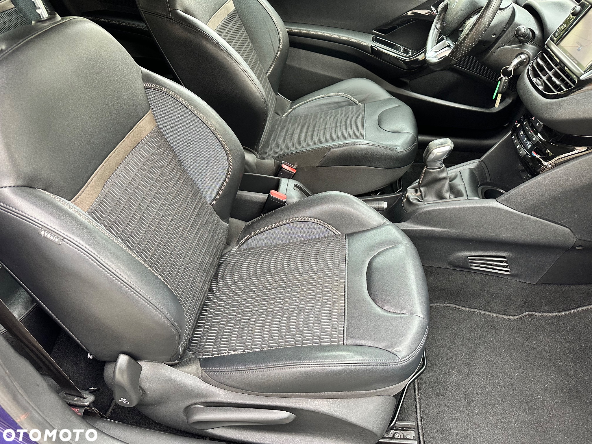 Peugeot 208 95 VTI Active - 31