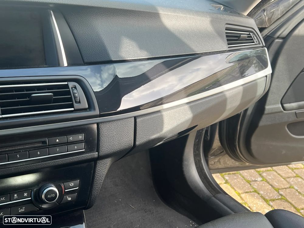 BMW 520 d Aut. Modern Line - 15