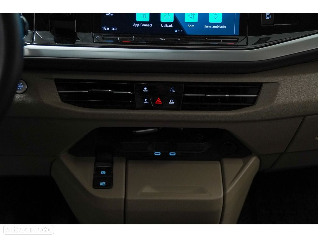 VW Multivan - 32