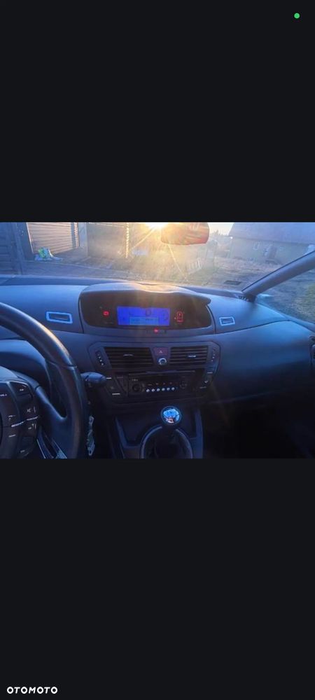 Citroën C4 Picasso 1.8 16V Style - 14