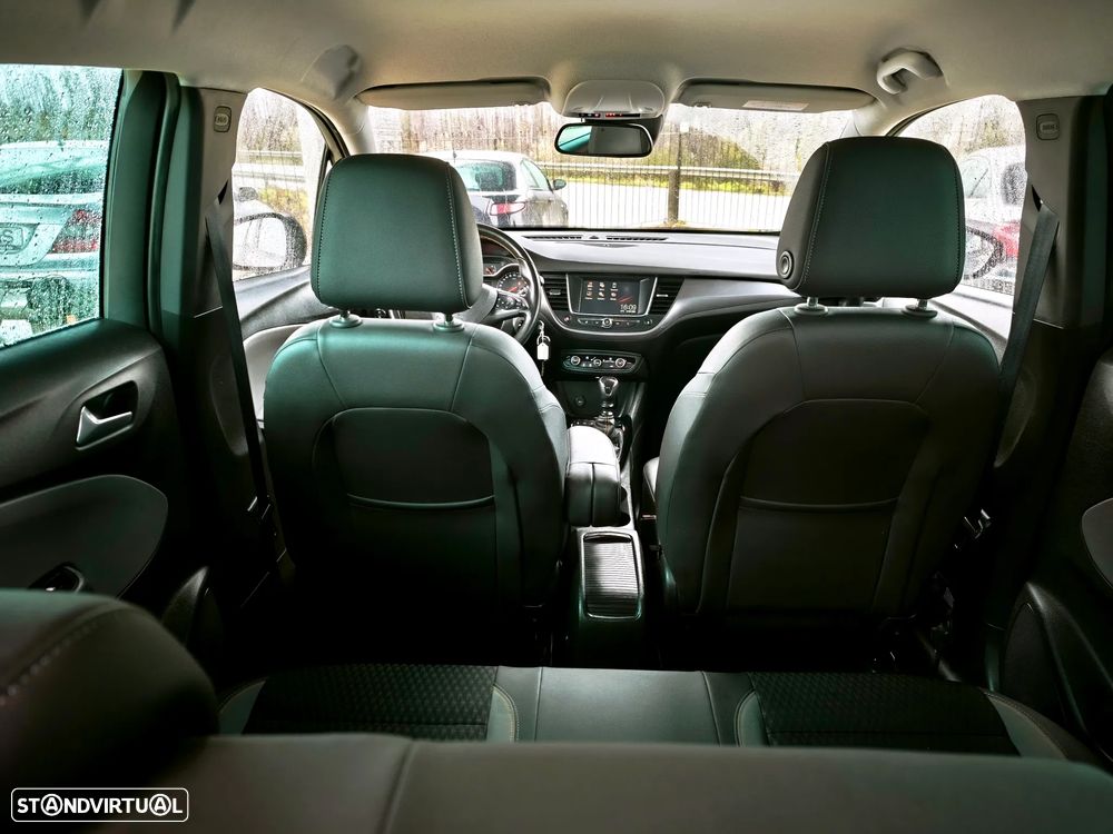 Opel Crossland X 1.2 T Innovation - 31