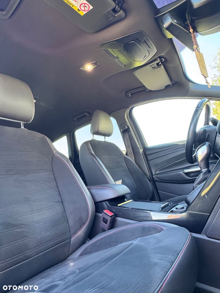Ford Kuga - 19