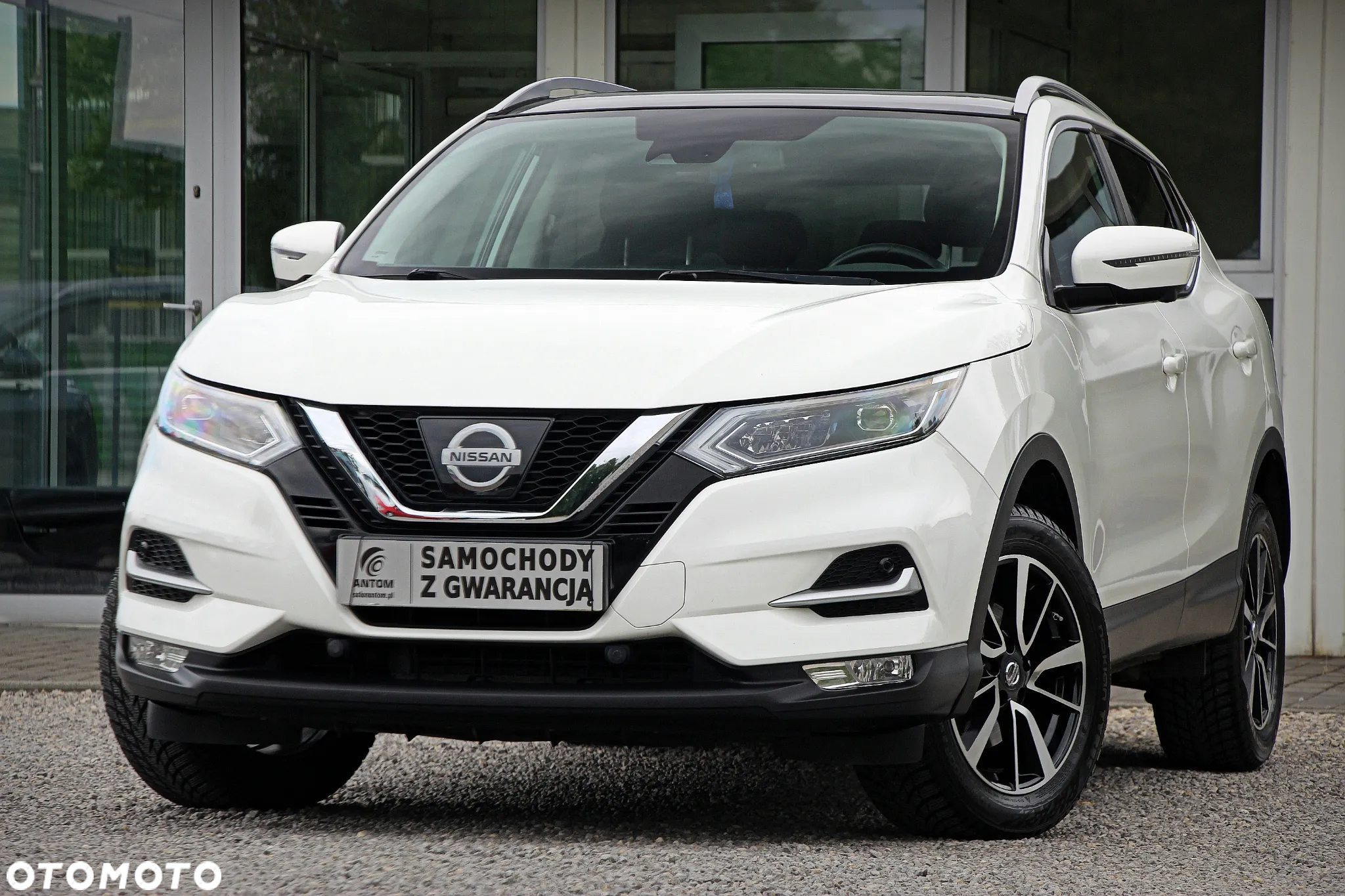 Nissan Qashqai 1.6 DIG-T N-Connecta - 4