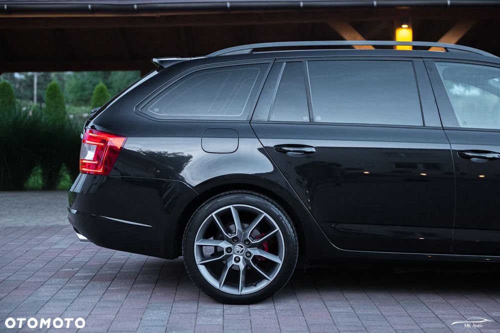 Skoda Octavia Combi 2.0 TDI RS - 6