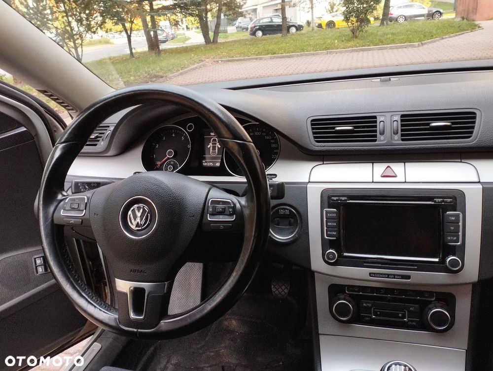Volkswagen Passat 1.4 TSI Comfortline - 19
