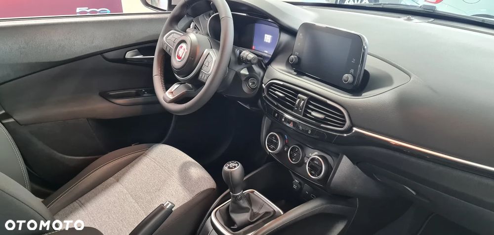 Fiat Tipo 1.0 T3 - 7