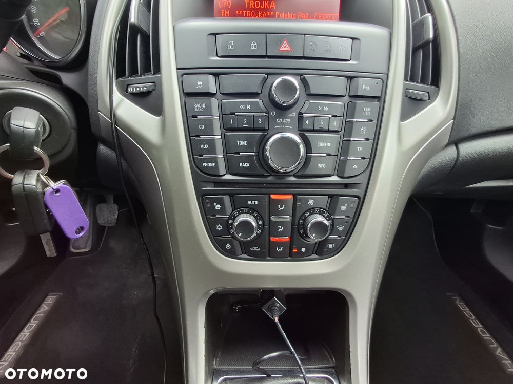 Opel Astra - 11