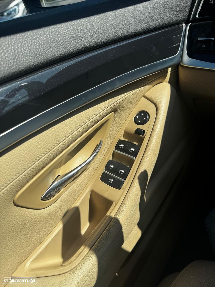 BMW 520 d Line Luxury Auto - 7