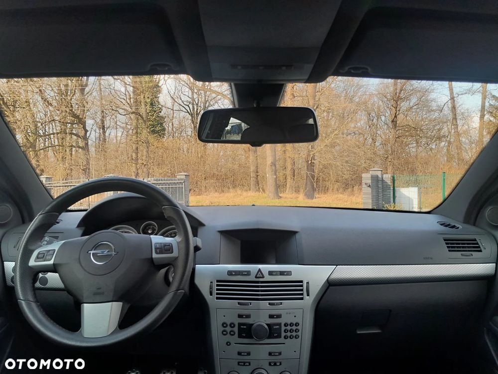 Opel Astra 2.0 Turbo Sport - 16