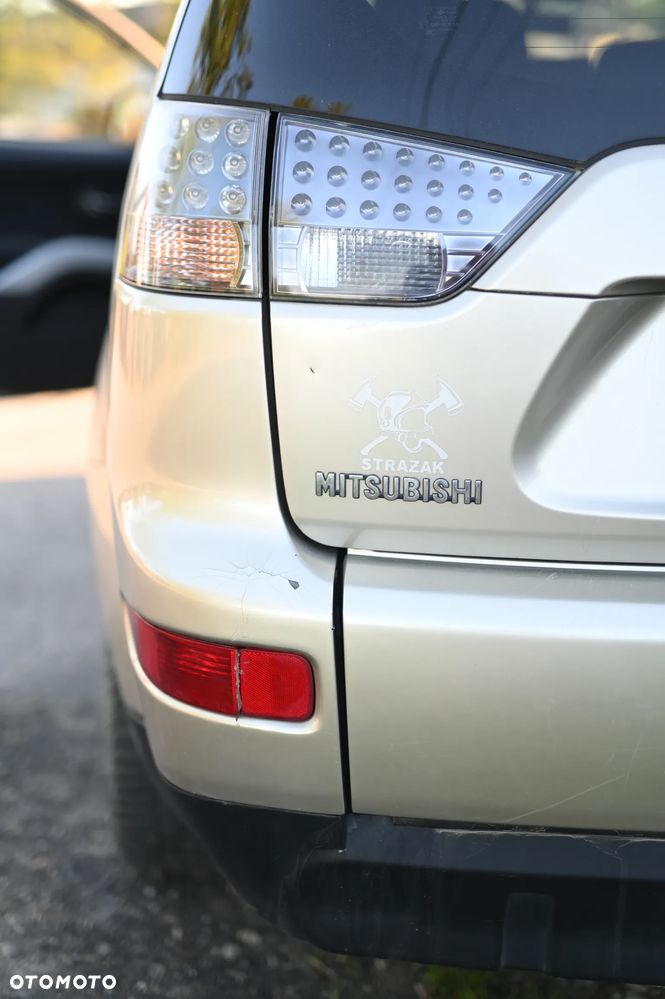 Mitsubishi Outlander 2.0 DID Intense - 25