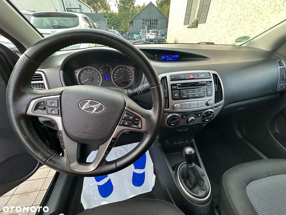 Hyundai i20 1.25 Wersja Jubileuszowa - 15