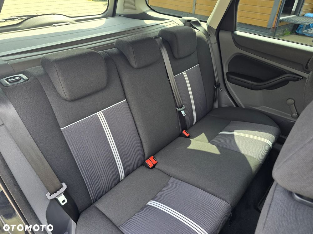 Ford Focus - 14