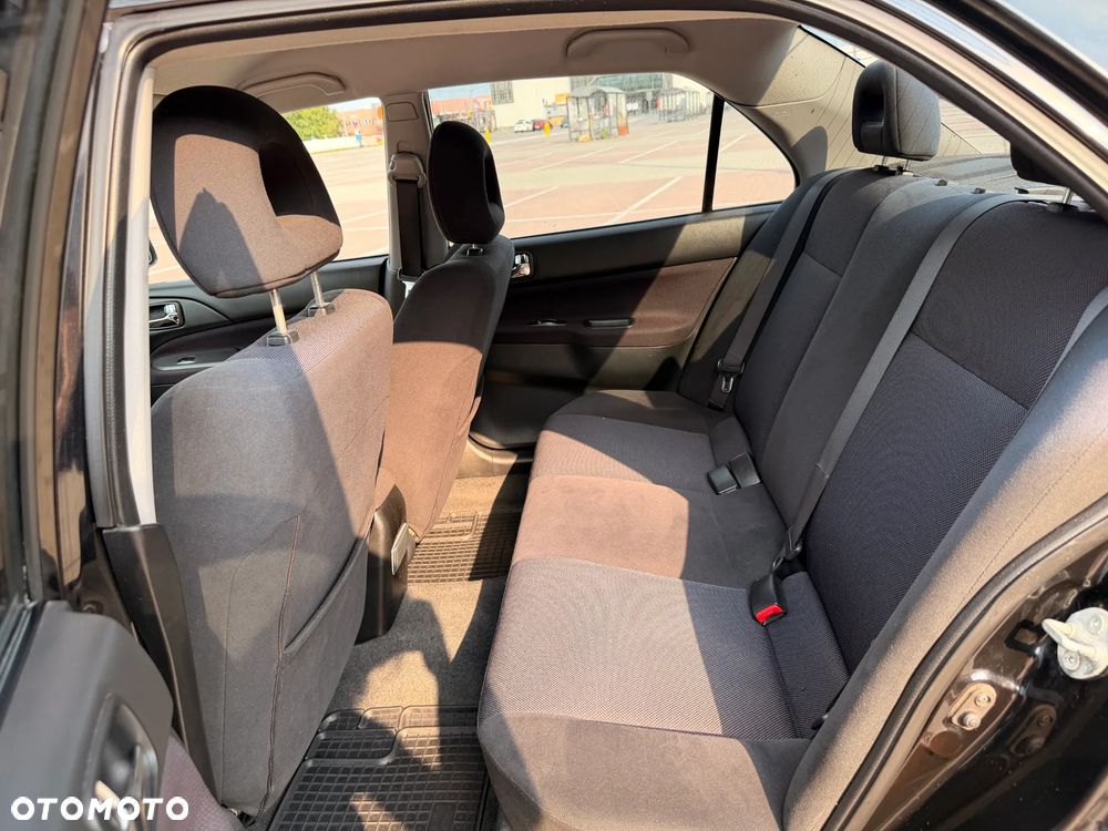 Mitsubishi Lancer 2.0 Sport - 25