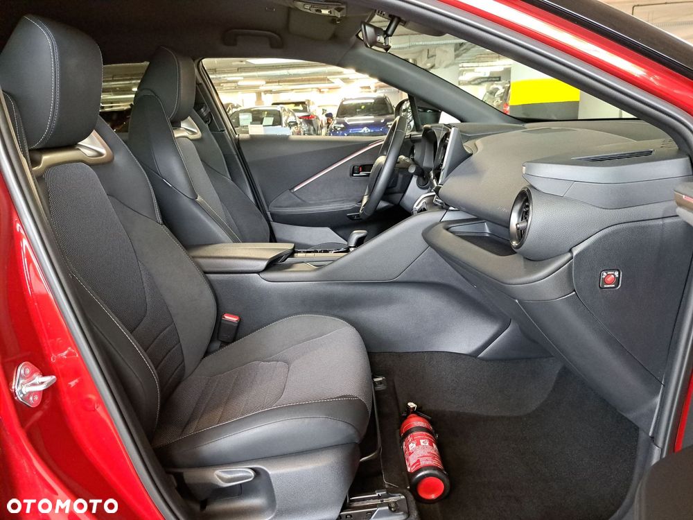 Toyota C-HR - 16