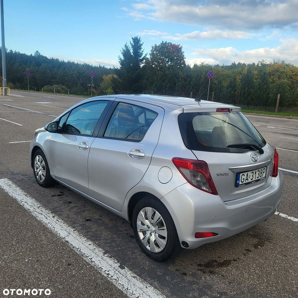 Toyota Yaris - 7
