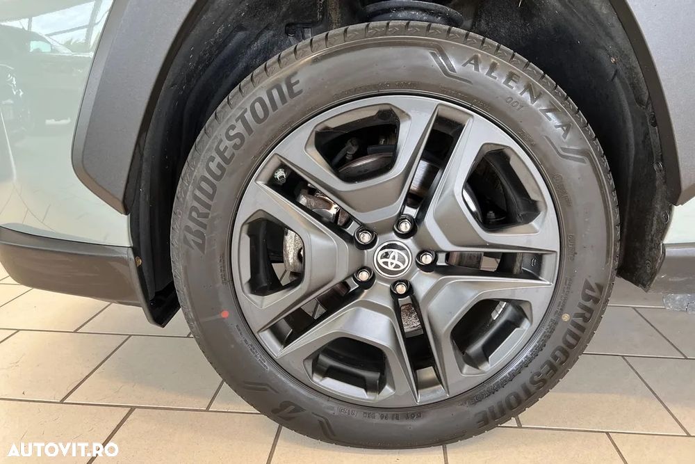 TOYOTA RAV4 2023 — imagine 10